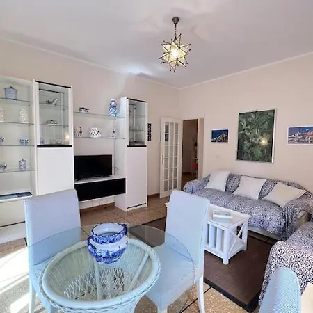 Incantevole E Silenzioso Ad Un Passo Dal Mare Апартаменты *