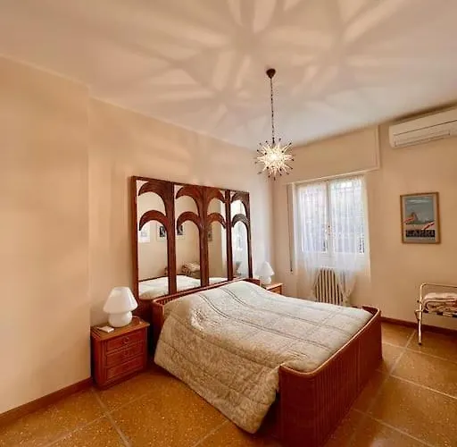 Incantevole E Silenzioso Ad Un Passo Dal Mare Apartman