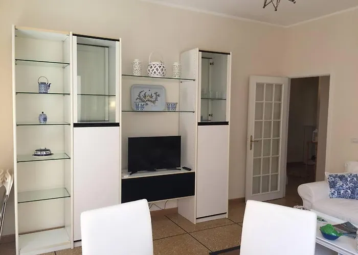 Incantevole E Silenzioso Ad Un Passo Dal Mare Apartman